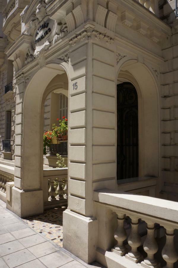 Adorable Apartment In Nice Downtown Екстериор снимка