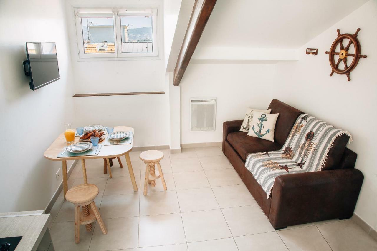 Adorable Apartment In Nice Downtown Екстериор снимка