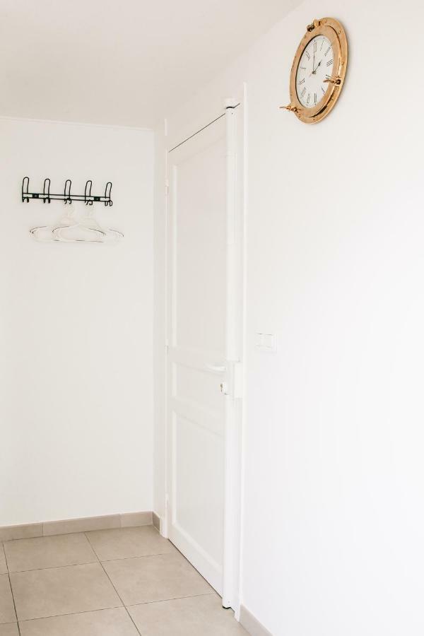 Adorable Apartment In Nice Downtown Екстериор снимка